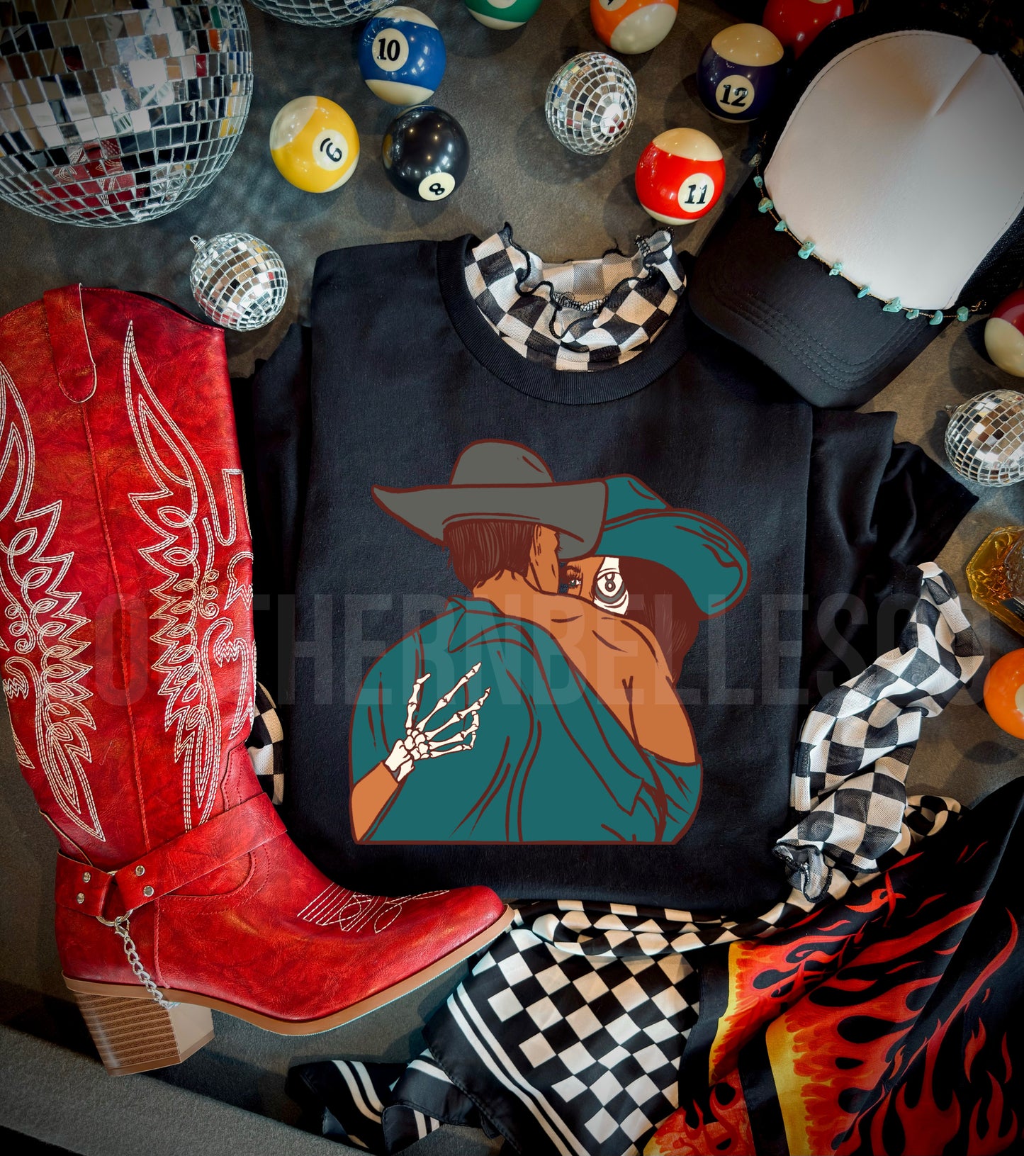 PREORDER Hell Of A View Tee *2 Colors* (SHIPS TO ME: 20-24 BUSINESS DAYS AFTER 7/08)