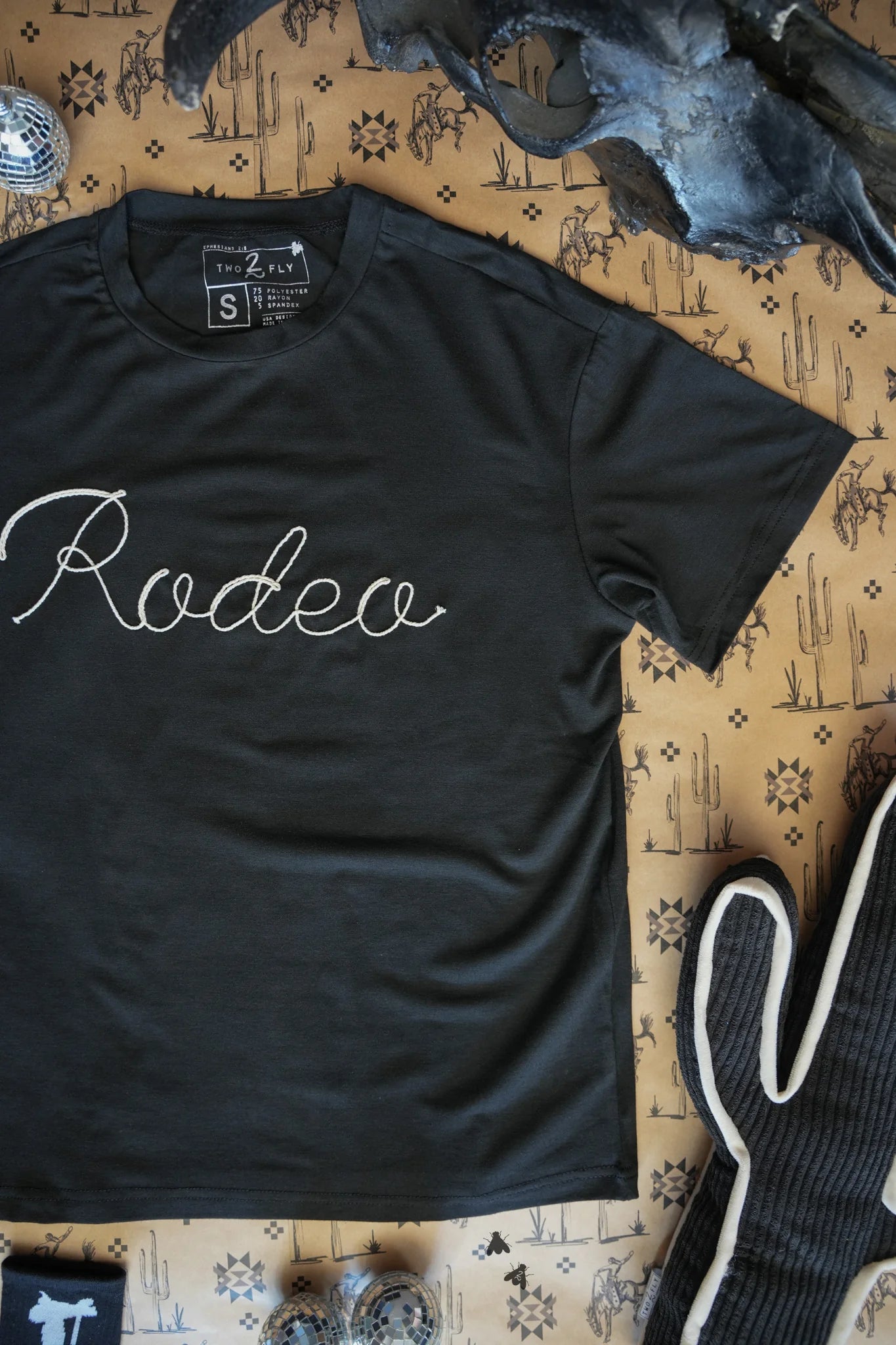 SIZE SMALL Rodeo Rope Tee
