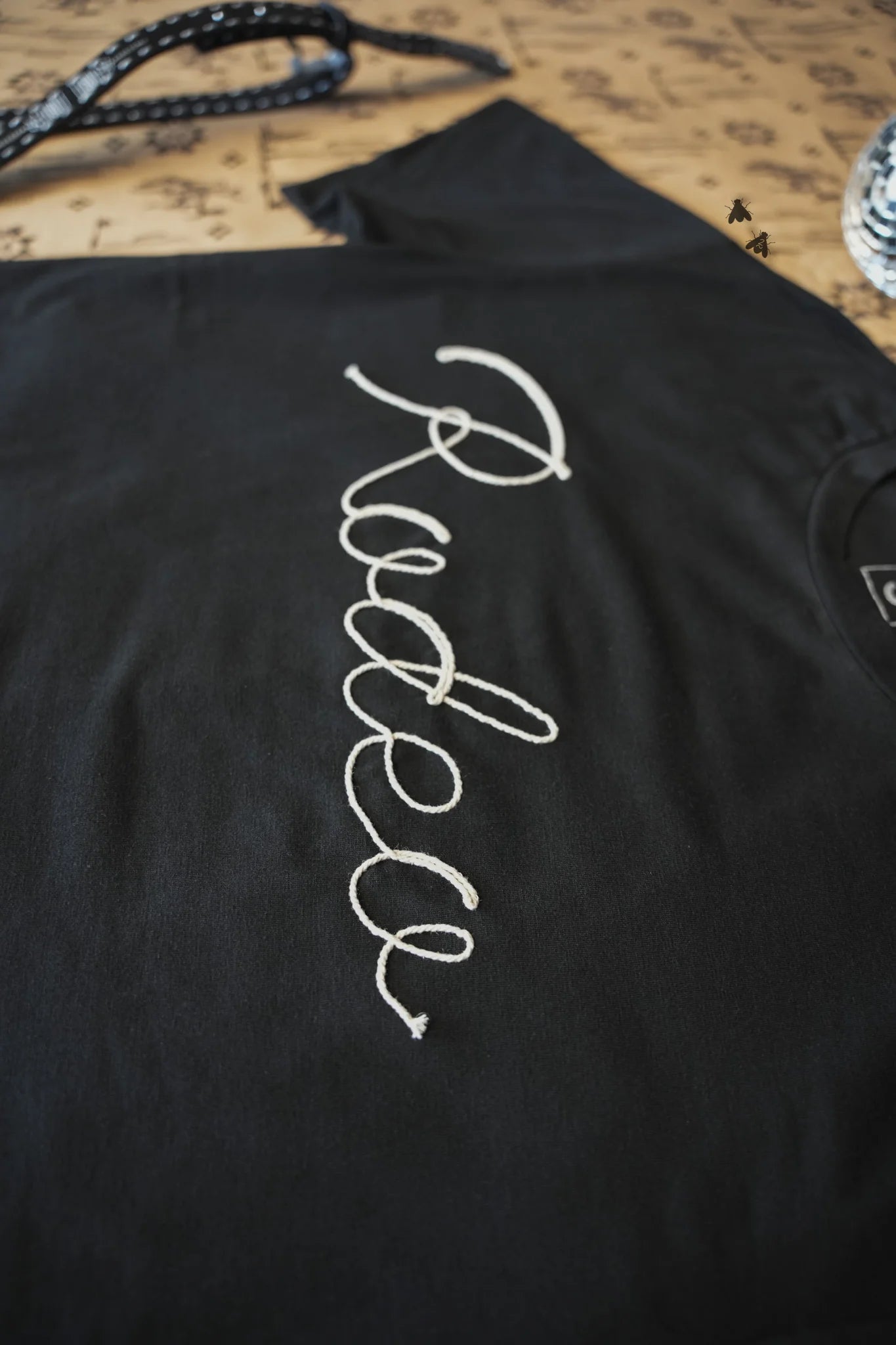 SIZE SMALL Rodeo Rope Tee