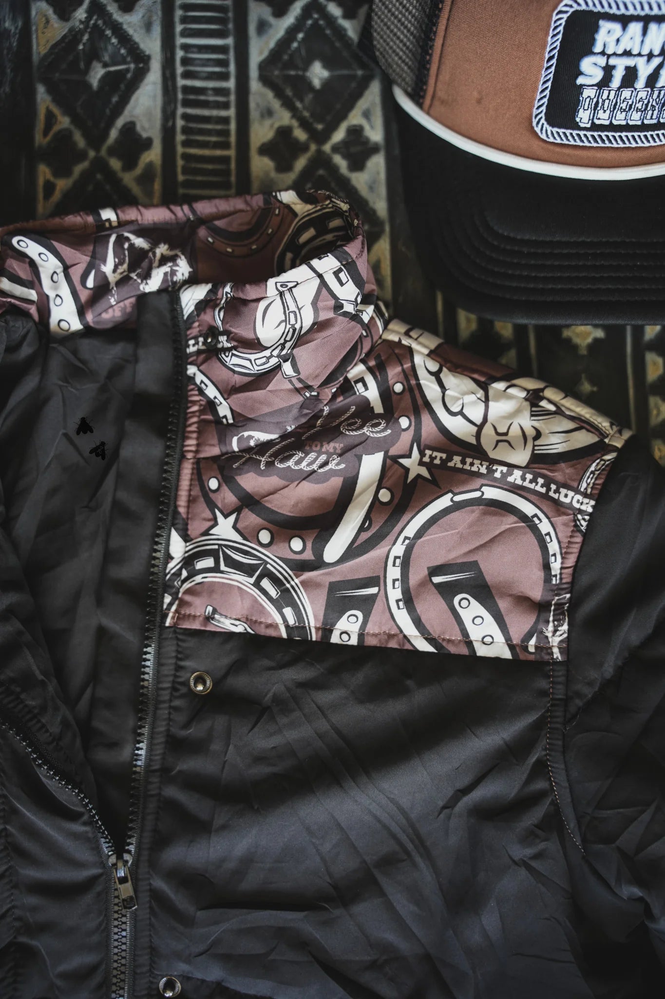 SIZE LARGE Left Lead Gallup Jacket