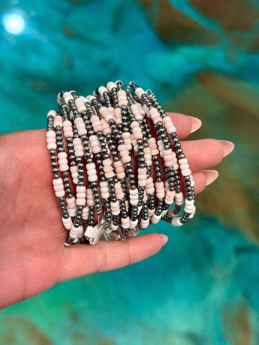 Pink Conch & Sterling Silver Bracelet – 6 1/4" – 3mm