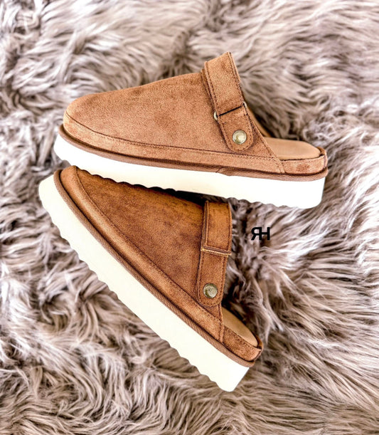 PREORDER Cozy Around Shoes (SHIPS TO ME: MID DECEMBER)