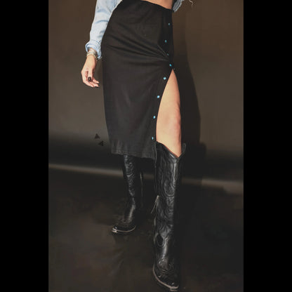 Slit Decisions Skirt *Midnight*