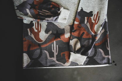 SIZE SMALL Ponyride Pullover