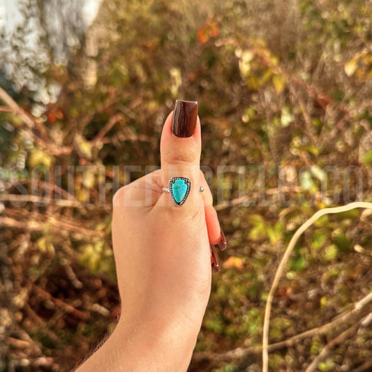 Kingman Arrowhead Twist Ring