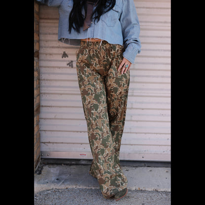 SIZE MEDIUM Off Tha Track Boxer Pants *Camo*