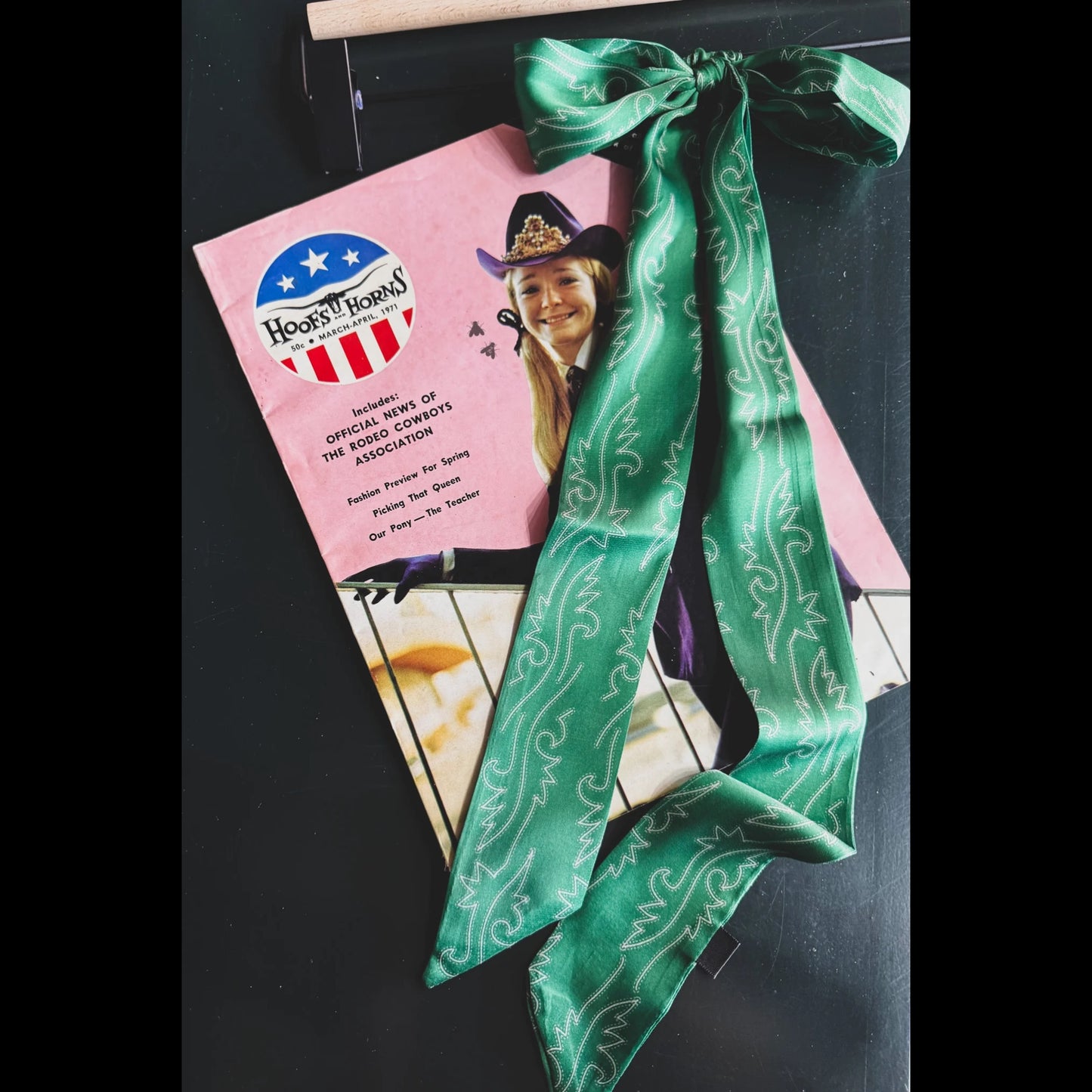 Gruene Stitch Twilly